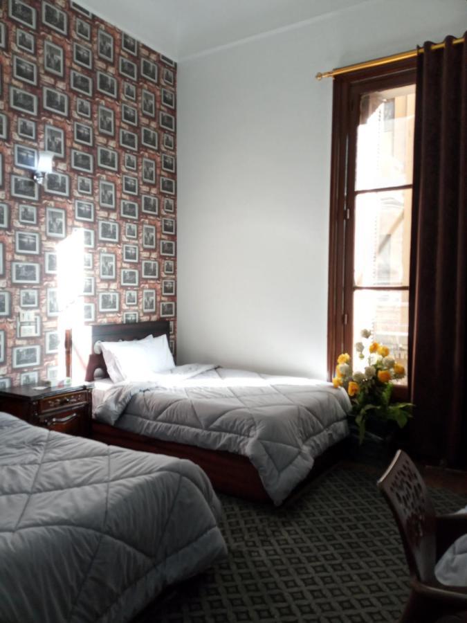 Voyage Hotel Kairo Exteriör bild